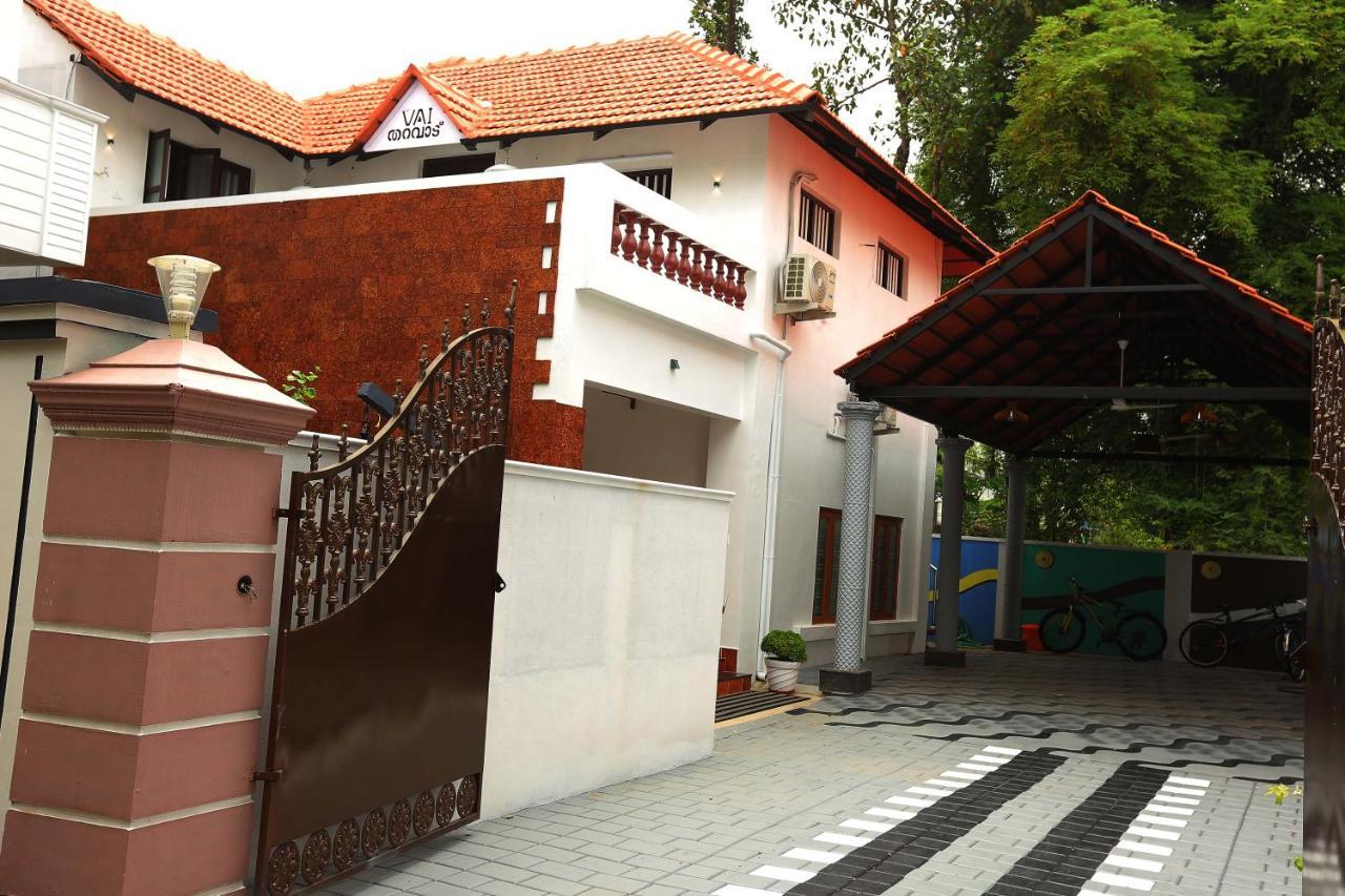 Kira Palace Residency Hotel Ernakulam Exterior foto